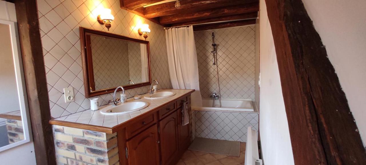 Aux Nids D'Hirondelles Apartment Pouilly sur Loire Bagian luar foto